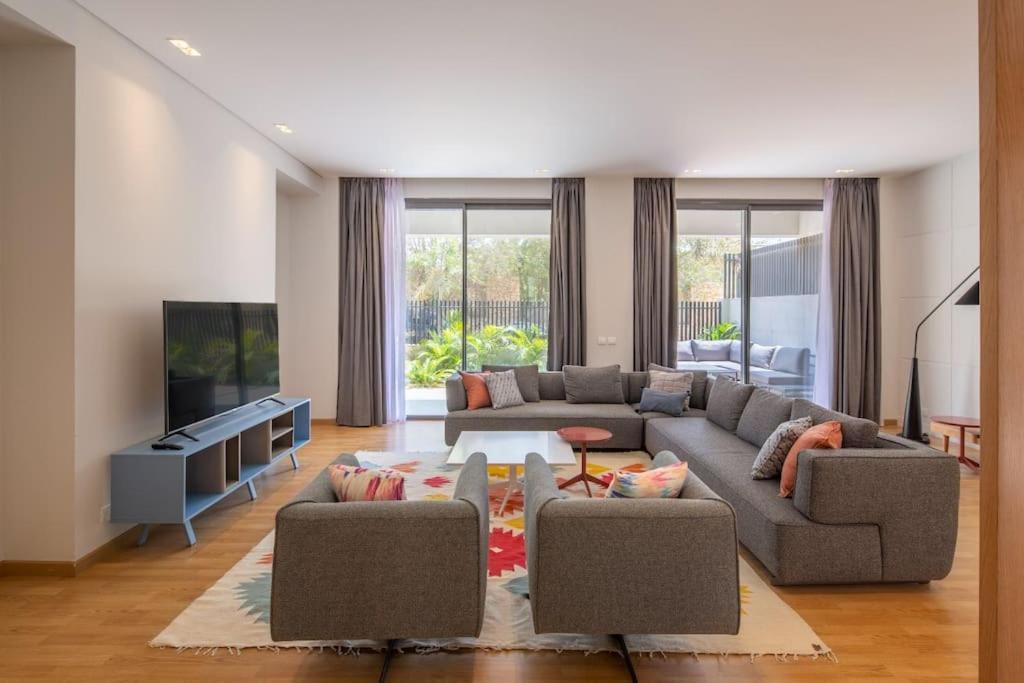 Varenna At West Golf Extension Apartamento Cairo
