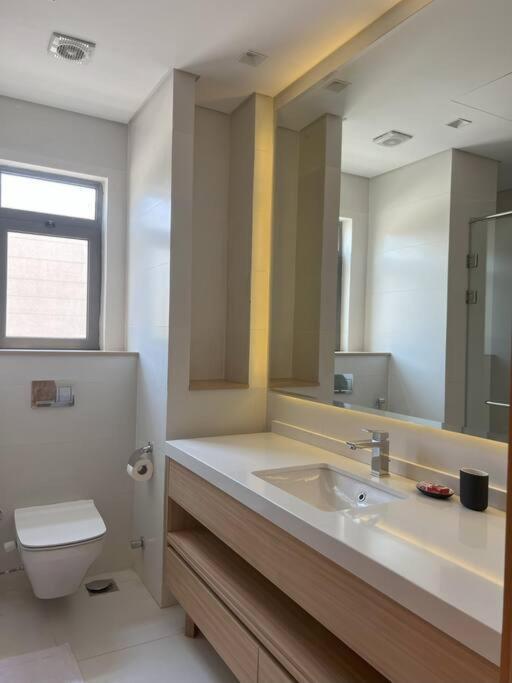 Apartment Varenna At West Golf Extension *
