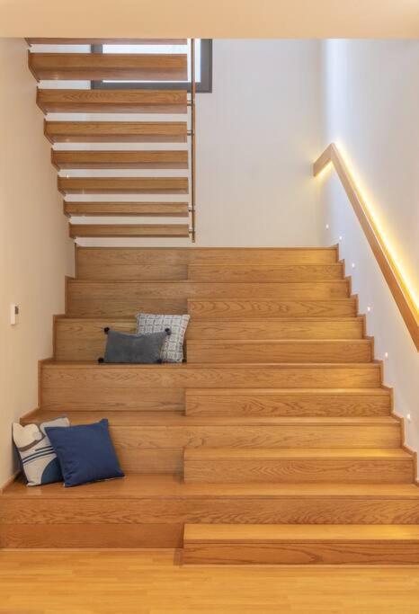 Apartment Varenna At West Golf Extension *